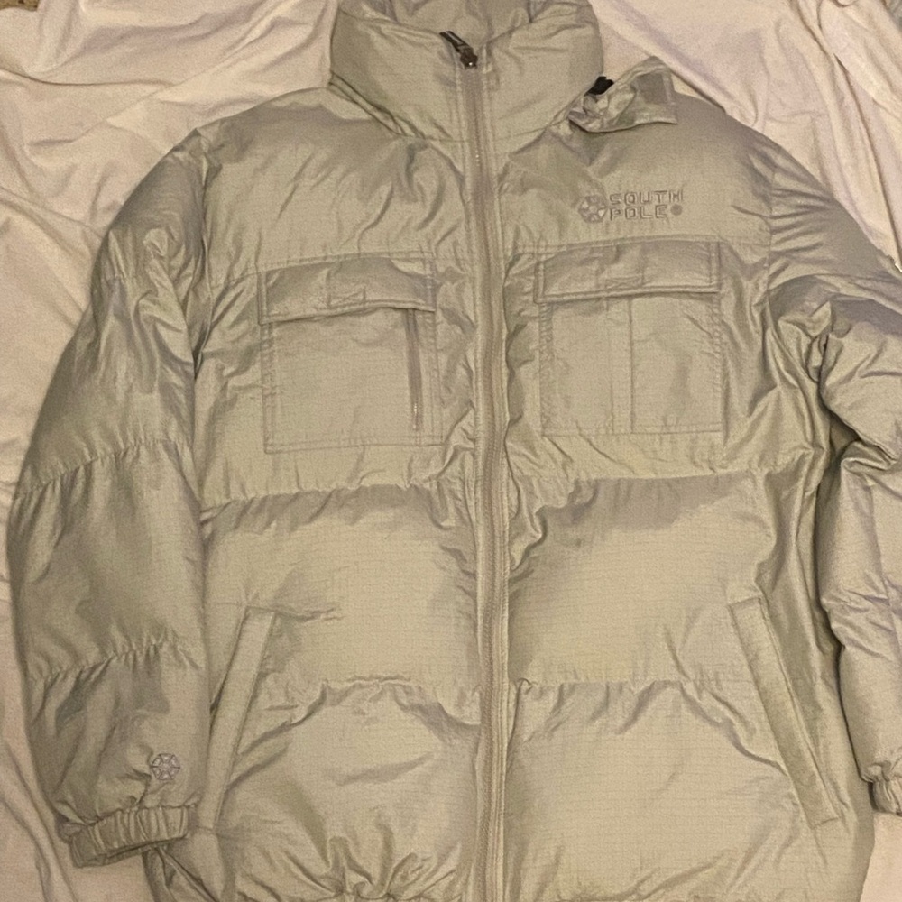SOUTH POLE MENS PUFFER COAT. Grey HEAVY DUTY W/ Attached Hood MENS  Size Large
